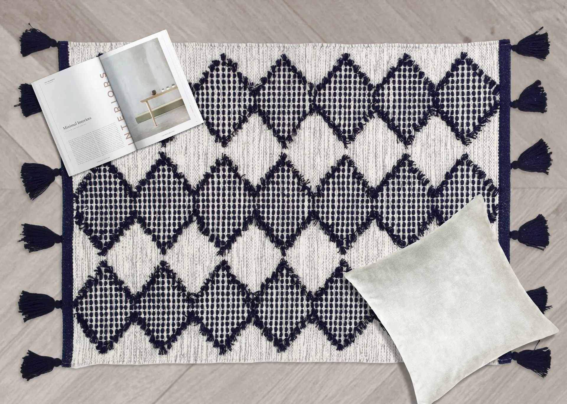 YARN DYED LOOM RUG
