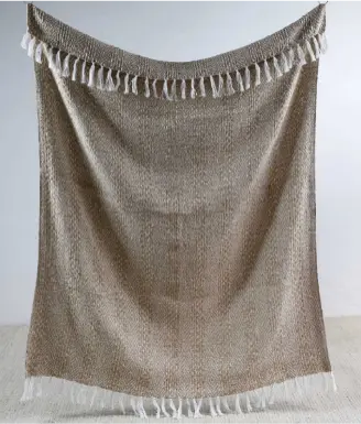 Outdoor Throws