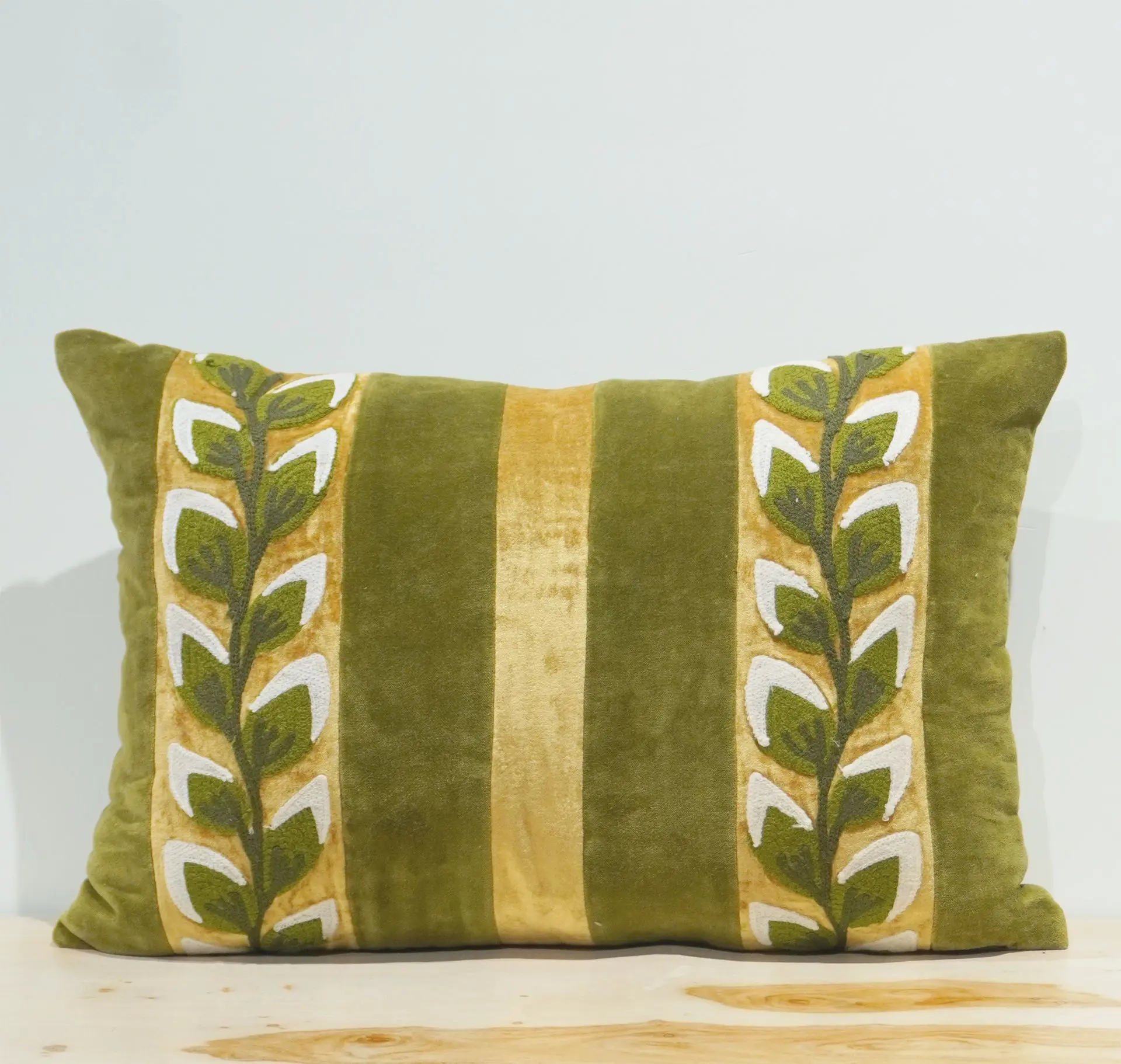 EMBROIDERED PATCH CUSHION